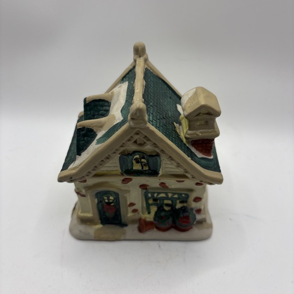 Greenbrier International Ceramic Christmas Decor Village House - Picture 2 of 8